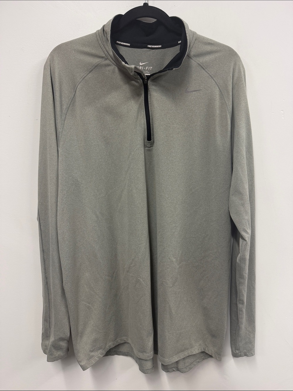 Nike Men's Light Gray Quarter-Zip Dri-FIT Pullover